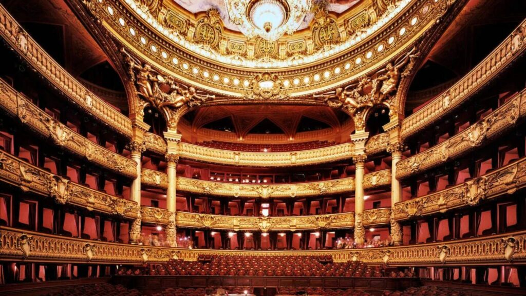 intérieur de l'Opéra de Paris